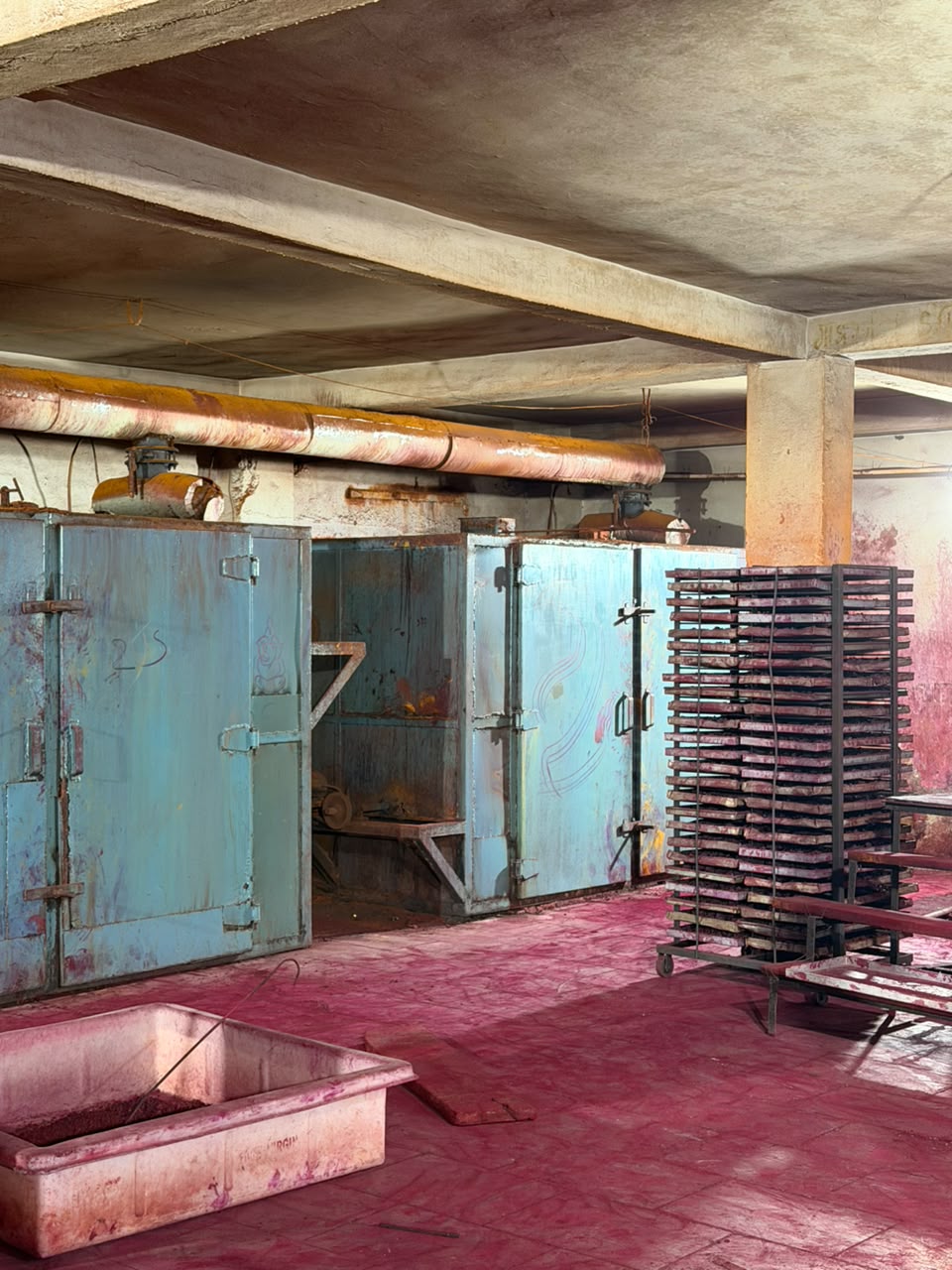 Dye oxidation chambers on the production floor