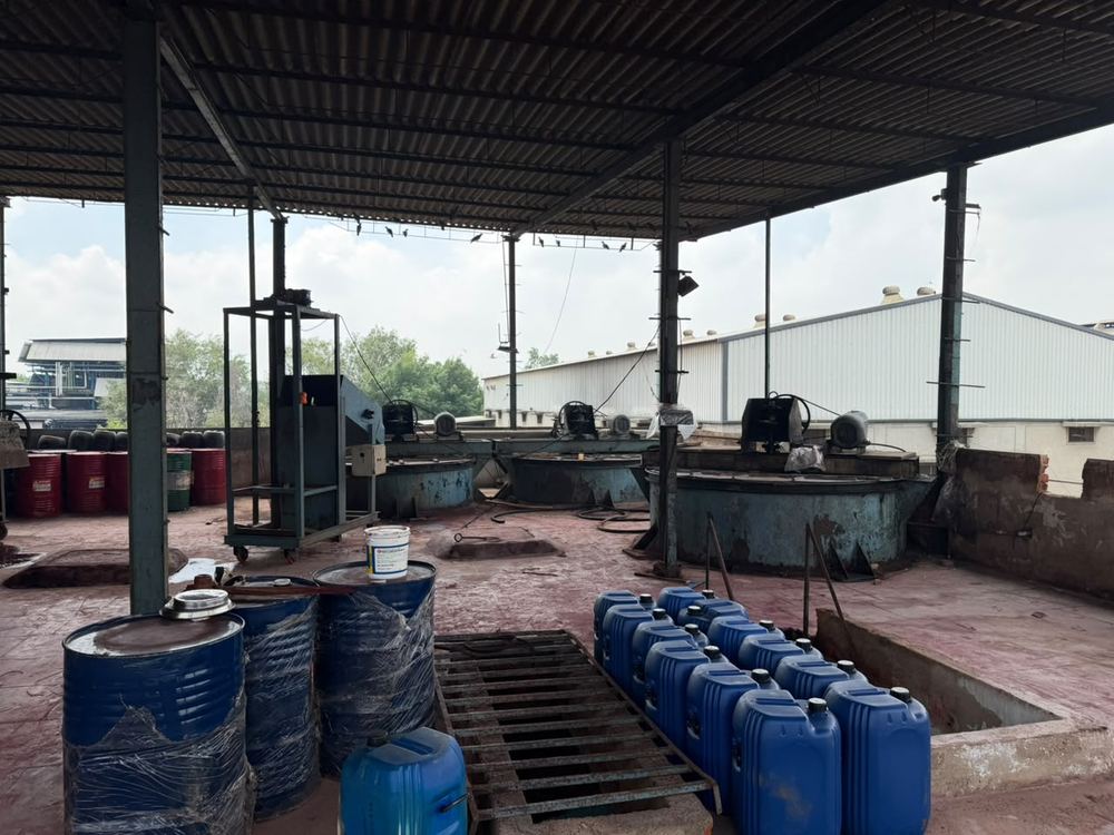 Centrifuge and mixing tanks at Alok Industries